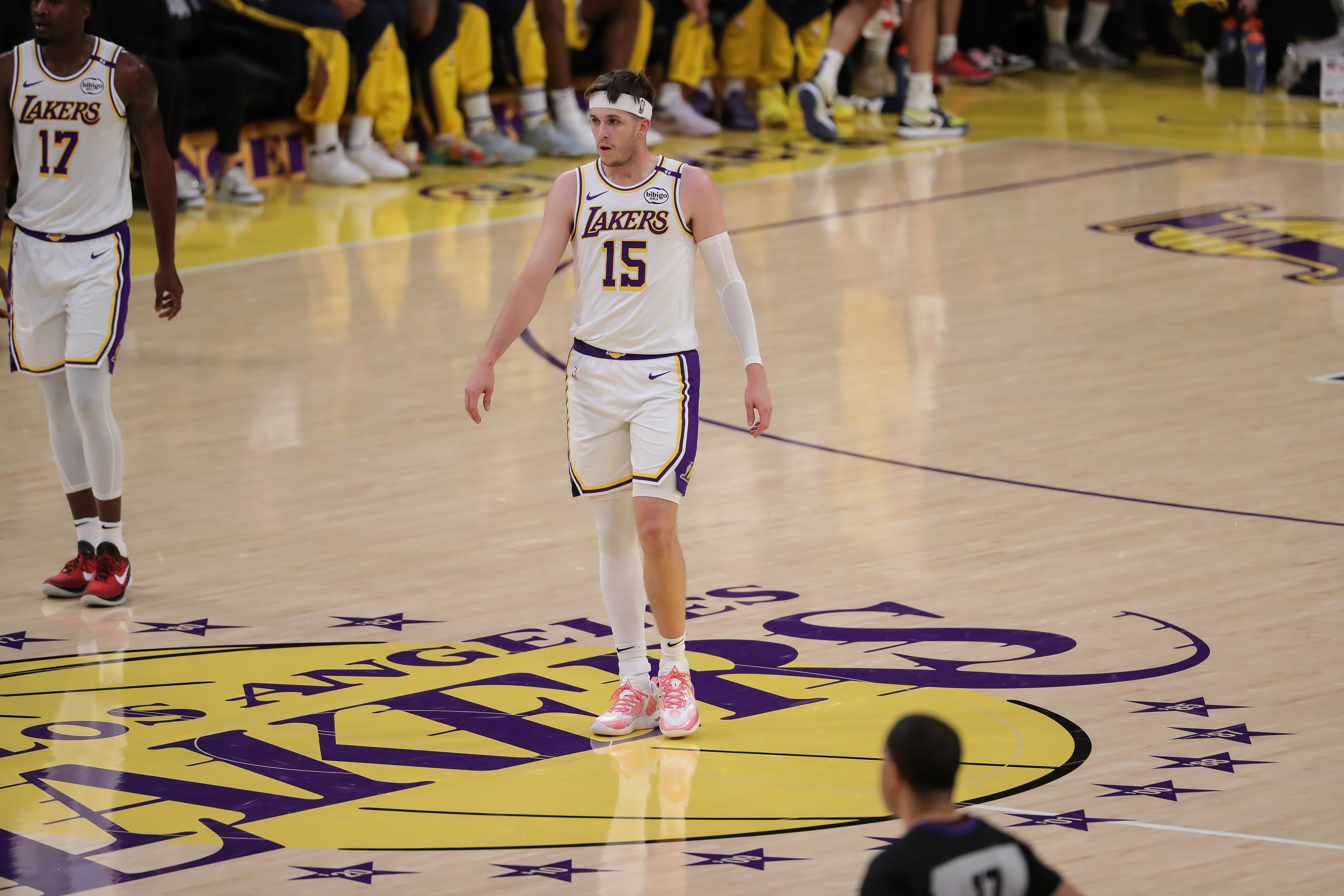 昨天驅(qū)逐憋著火呢！里夫斯21中9砍下32分7助 罰球13中12
